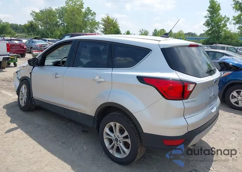 2019 Ford Escape Se z USA, uszkodzony, nr VIN 1FMCU0GD6KUC48450